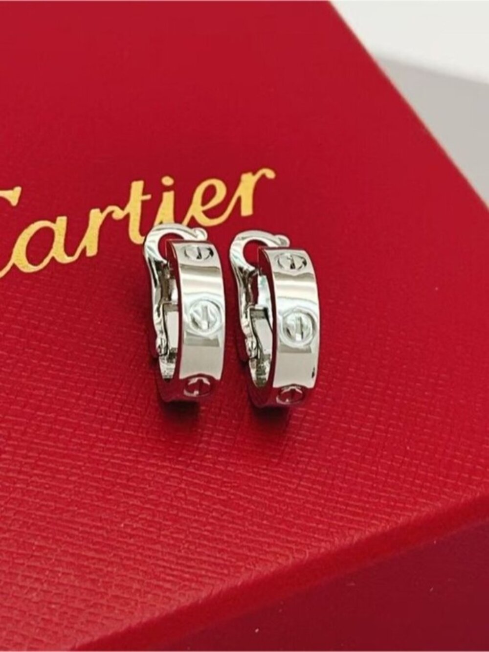 Women's Cartier earrings